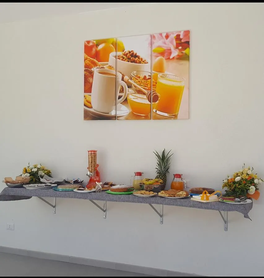 L'Isola Del Sole Bed & Breakfast Castelluzzo 3*,  Italy