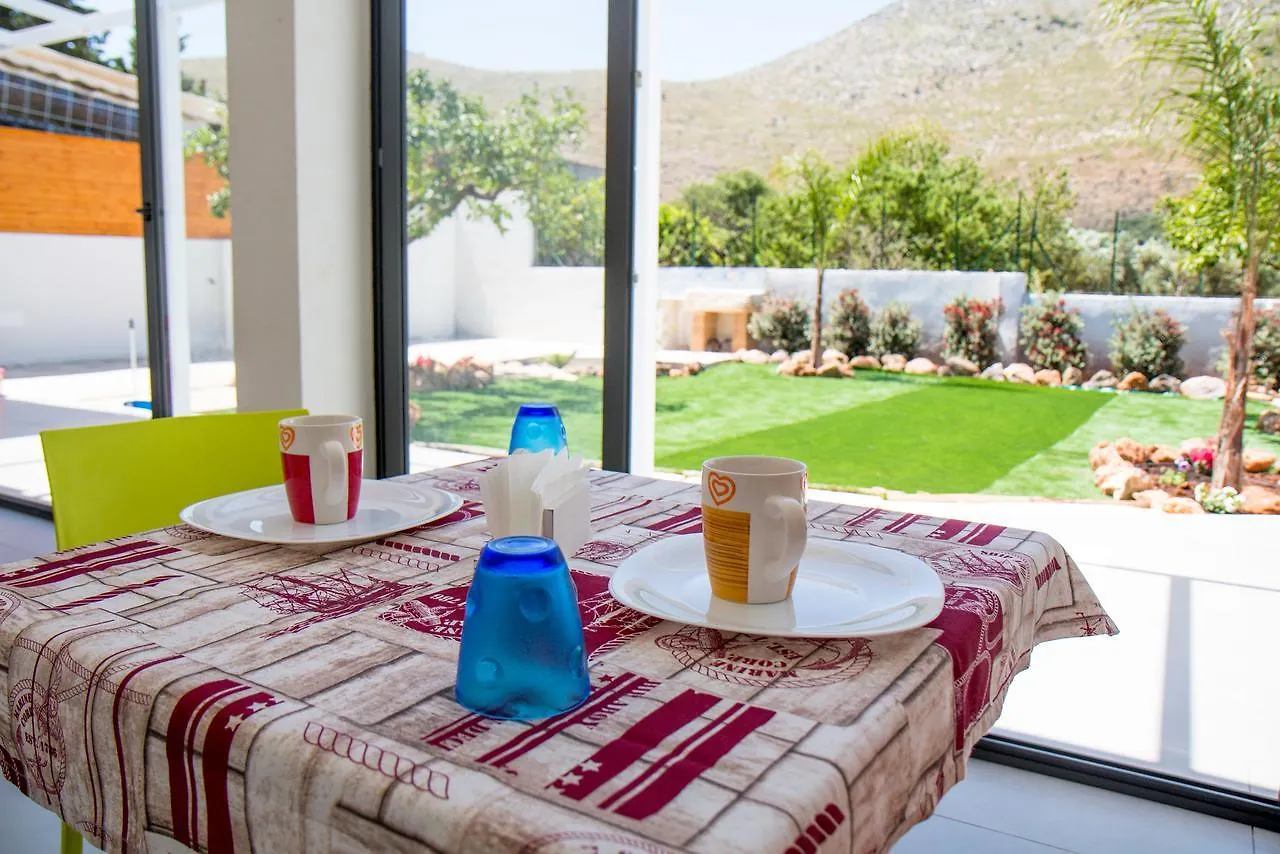 *** Bed & Breakfast Bed and Breakfast L'isola del sole Castelluzzo Italia